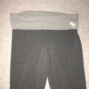 Abercrombie & Fitch yoga pants